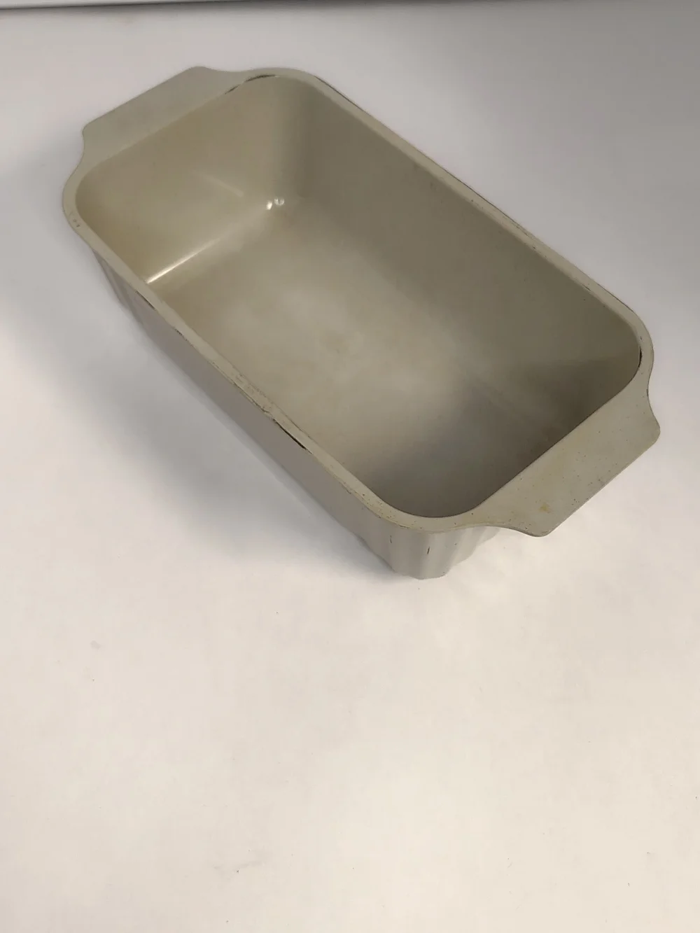 Nordic Ware 2 qt Plastic Beige Rectangular Loaf Pan, Microwave Safe 410°F